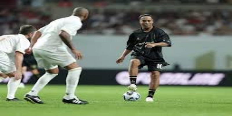 从争议到胜利—鲁尼展现职业运动员榜样力量-多宝体育