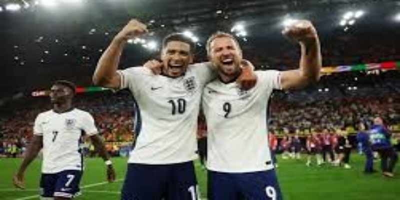 关键球员变动与回归：拉什福德状态火热-多宝体育