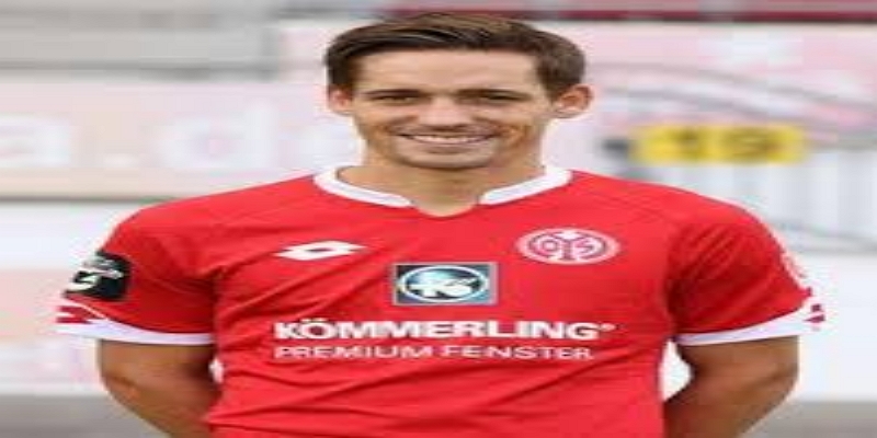 执教轨迹：过山车般的16个月-多宝体育