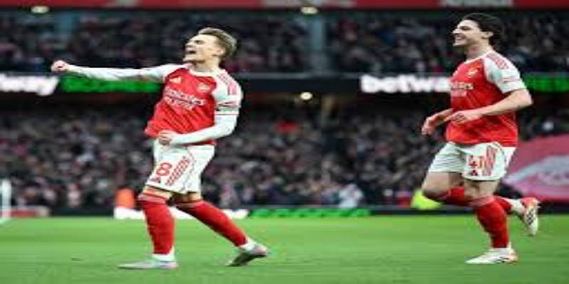 曼联引援与锋线重组 - 多宝体育