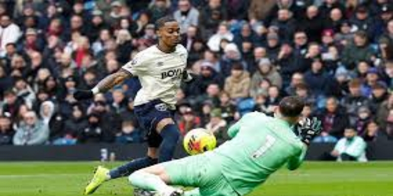 柏林决战前的战术博弈- 多宝体育